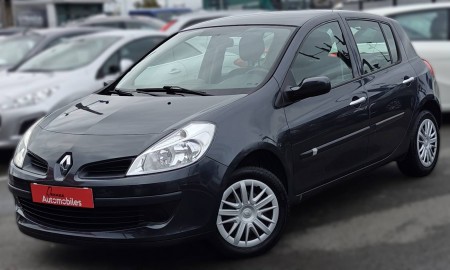 Renault Clio III 